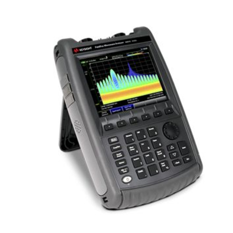 N9950B FieldFox Penganalisis Spektrum Gelombang Mikro Genggam